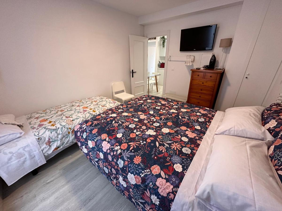 Nuestro Rincon Del Centro Historico Especial Grupos Terraza Parking Gratis 02 Apartman Málaga Kültér fotó